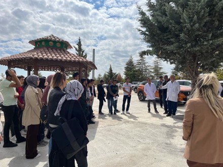 1.Sınıf Öğrencilerimizle Prof. Dr. Orhan Düzgüneş Araştırma ve Uygulama Çiftliğinde Oryantasyon Programı Yapıldı